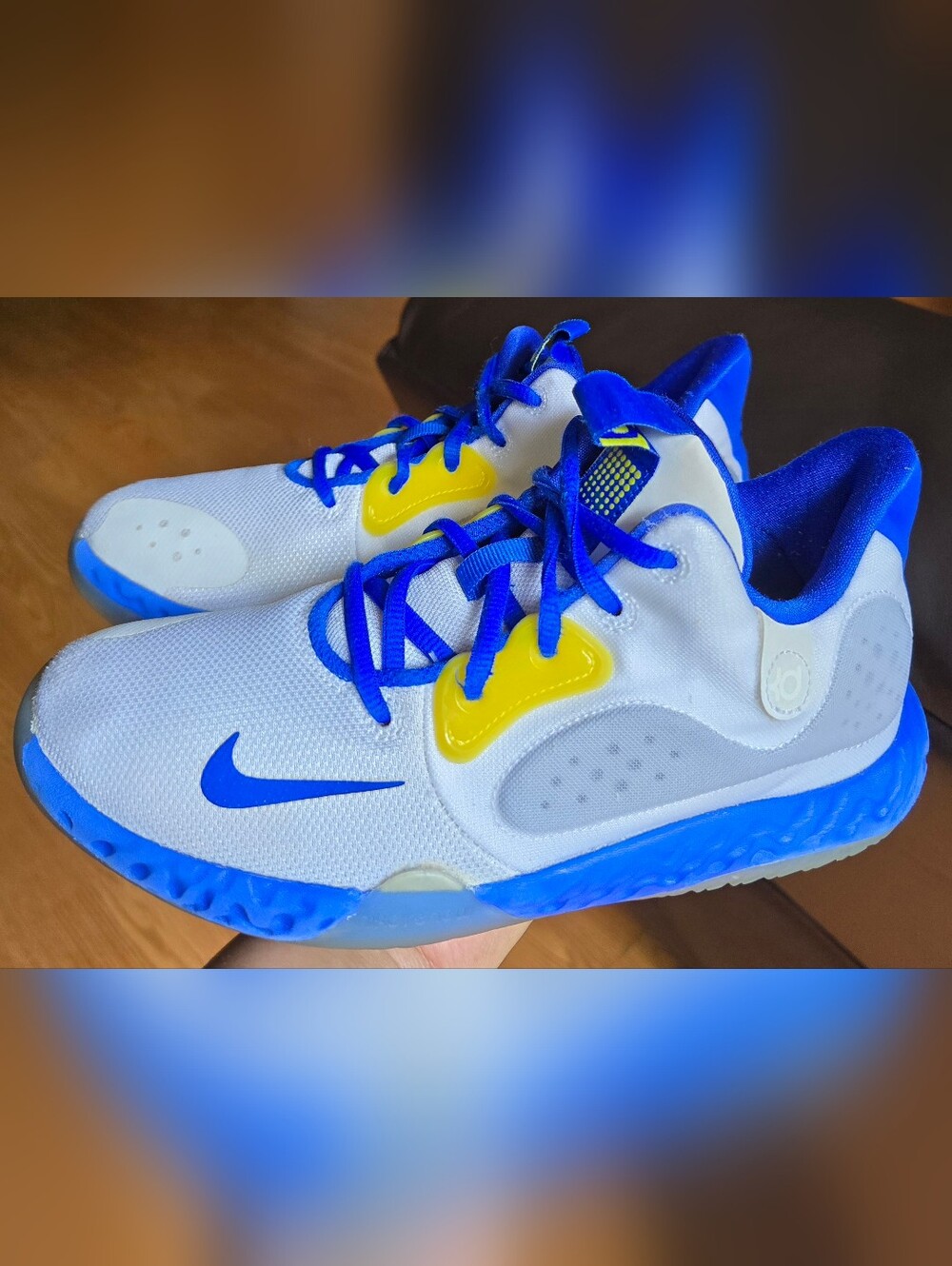 Sz 5.5Y Big Kids NIKE KD TREY 5 VII EP 'White/Blue/Yellow'